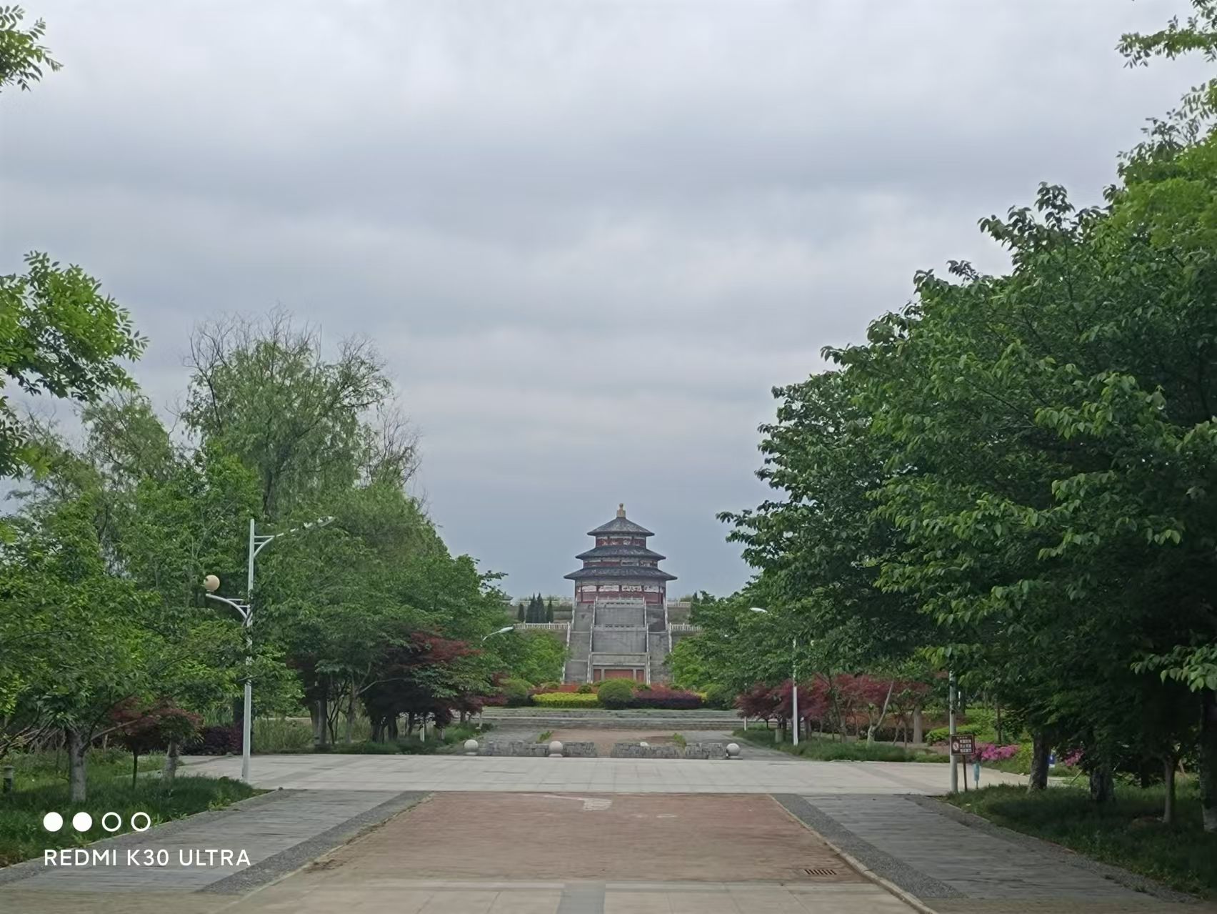 武汉市九龙宫陵园墓地价格公墓咨询处-九龙宫殡葬服务中心