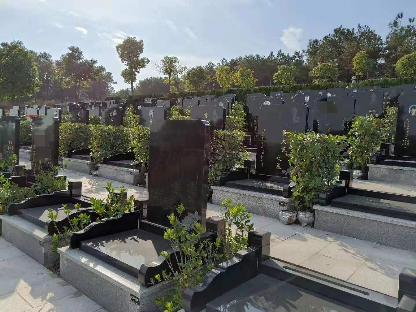 盘龙城睡虎山陵园墓地价格公墓咨询处-睡虎山殡葬服务中心