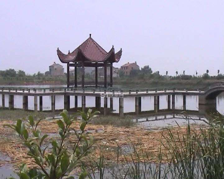 武汉-归元-陵园墓地公墓-参考价格表一览：1、墙墓墓地-价格5900元起2、天堂二十六区墓地-价格39900元起3、天堂二十七区墓地-价格58900元起4、天堂十区墓地-价格76900元起5、天福二区墓地-价格81900元起6、天堂十六区墓地-价格83900元起7、天堂十七区墓地-价格89900元起8、天堂十六区墓地-价格119000元起9、天堂十五区墓地-价格189000元起10、佛海九区墓地-价格289000元起（本站内容及陵园价格仅供参考用，咨询电话027-88311211）归元-陵园