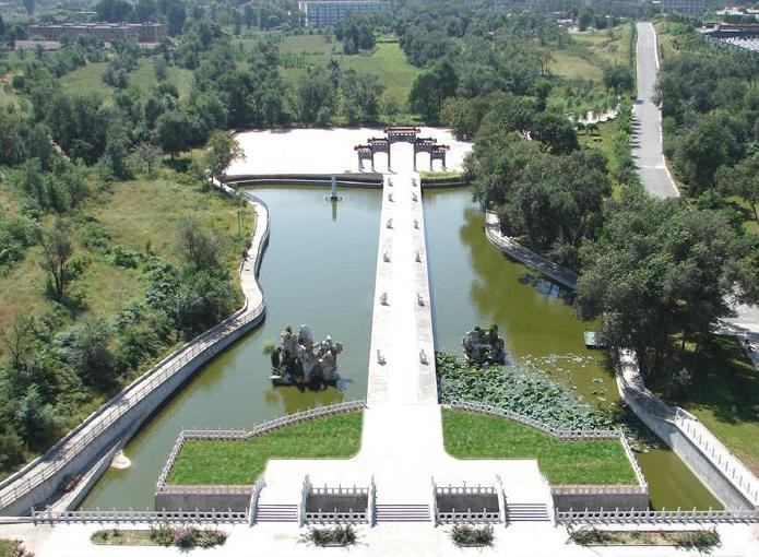武汉睡虎山陵园墓地公墓价格表一览：1、御龙园合墓价格35680元起2、御龙园热销双穴立碑墓地价格55680元起3、御龙园二区墓地价格65680元起4、御龙园传统墓地价格77680元起5、御龙园高档立碑墓地价格87680元起6、豪华墓地价格98000元起（睡虎山陵园价格仅供参考用）购墓咨询接待员微信：zx2z999