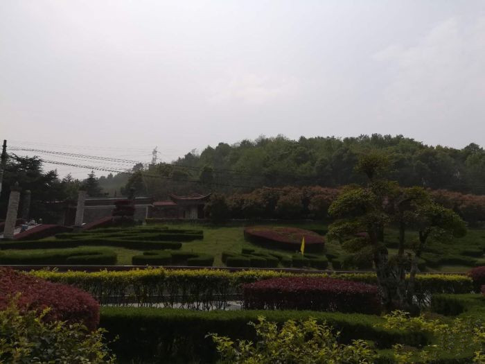 了解下扁担山陵园墓地价格-公墓环境